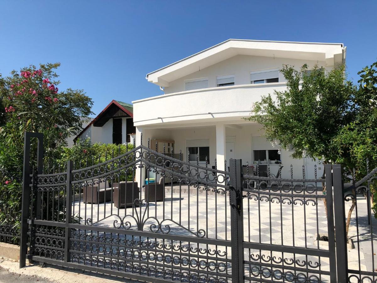 Villa Dafina Дони-Штой Экстерьер фото